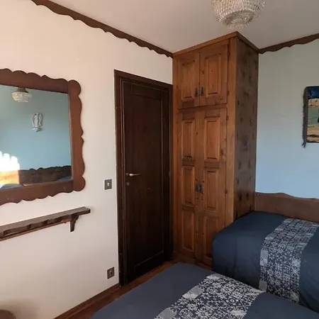 Apartment La Casa Del Sole, 2 Bedrooms, Parking Space Sestriere